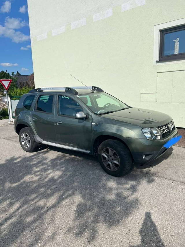 Dacia Duster Supreme TCe 125 SUV SUV / Geländewagen