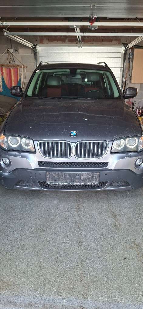 BMW X3 2,0d Österreich-Paket Aut. SUV / Geländewagen