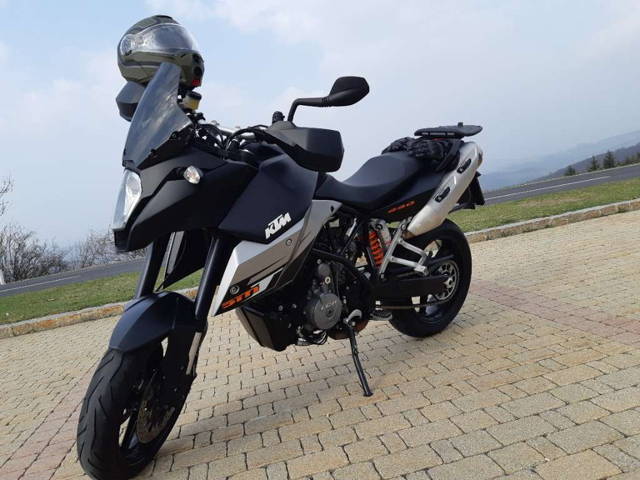 KTM 990 SUPERMOTO T SILVER Tourer