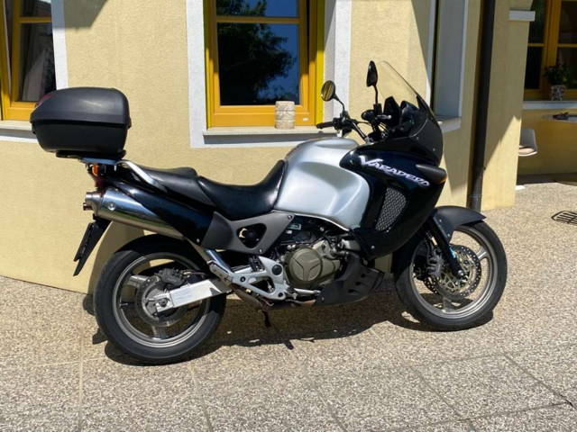 Honda Varadero SD02 Service u Pickerl neu Tourer