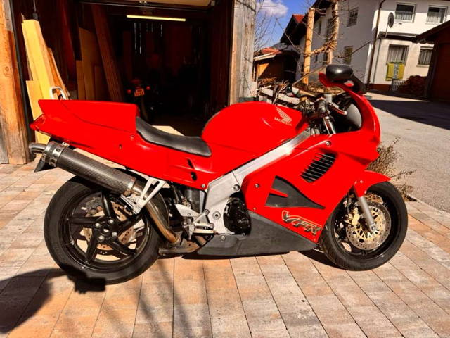 Honda VFR 750 rc36 Tourer