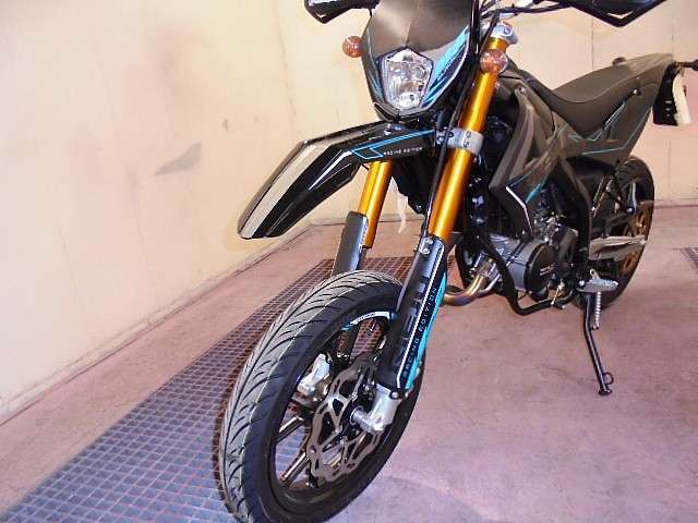 Rieju MRT 50 SM All Black Enduro