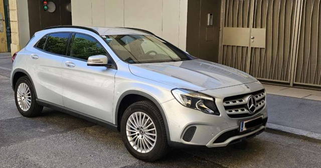 Mercedes-Benz GLA-Klasse GLA 180 SUV / Geländewagen