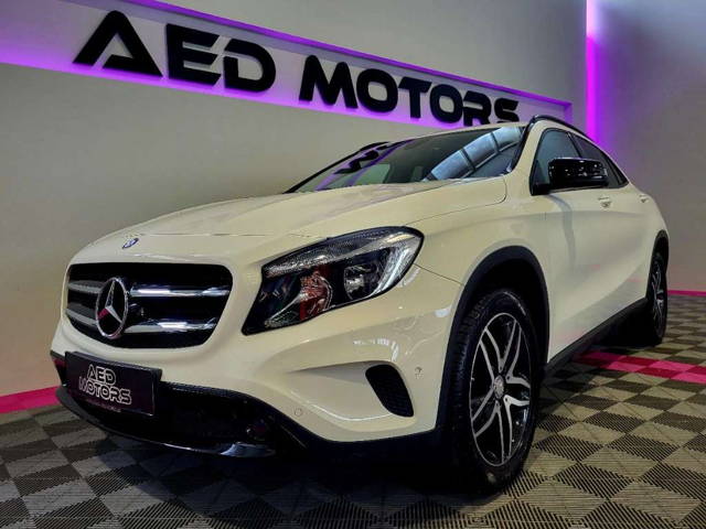 Mercedes-Benz GLA-Klasse GLA 200 d 4MATIC Aut. SUV / Geländewagen