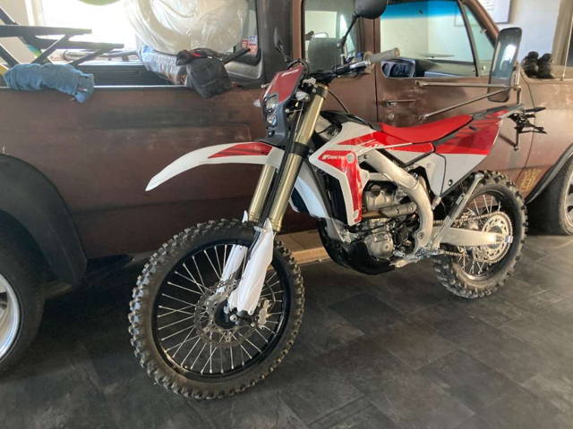 Fantic 310 XEF 4T E5 Enduro. „Offen“ sofort verfügbar Enduro