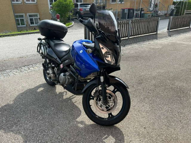 Suzuki V-Strom DL 1000 Tourer