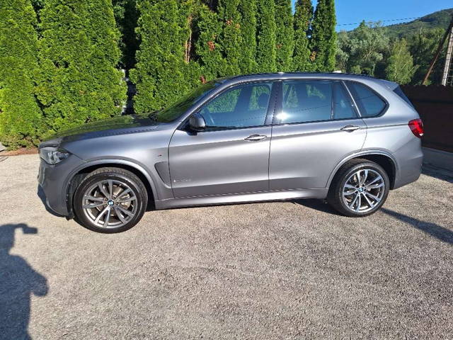 BMW X5 xDrive30d Österreich-Paket Aut. SUV / Geländewagen
