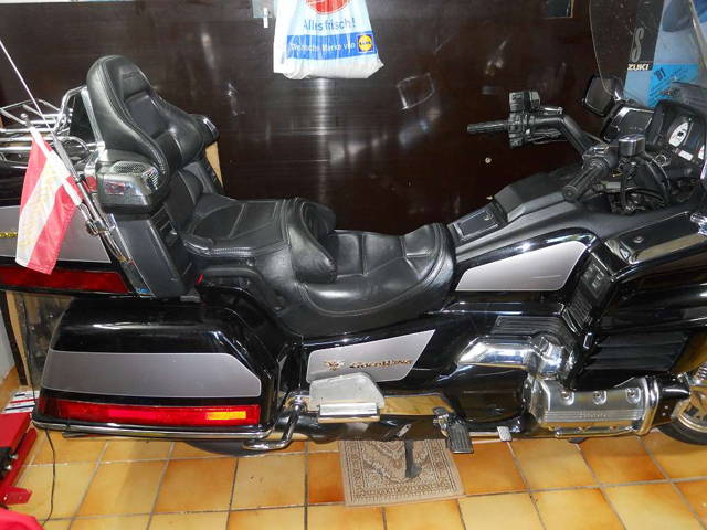 Honda Goldwing SC22 GL1500 SEW Tourer