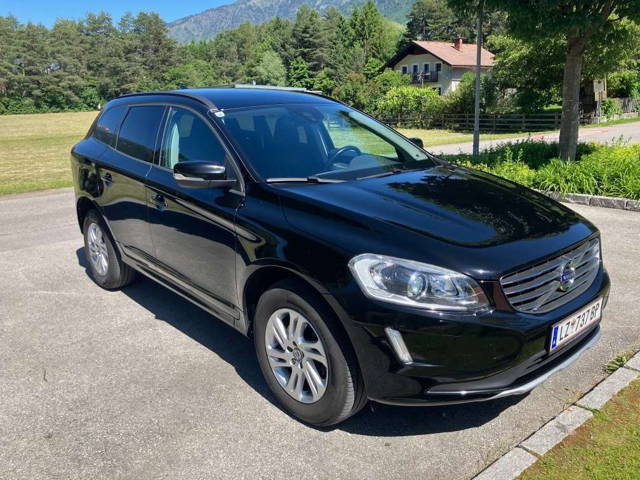Volvo XC60 D4 Kinetic AWD SUV / Geländewagen