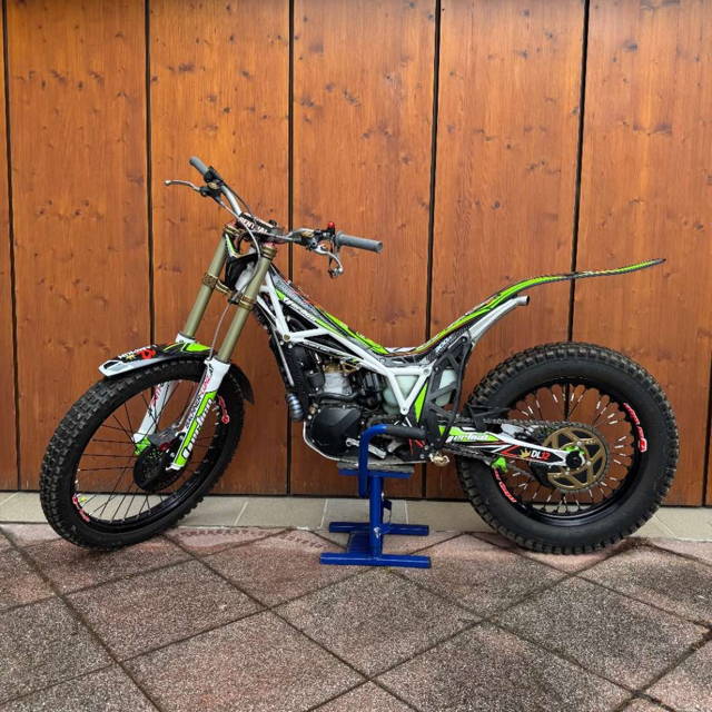 Vertigo Combat Vertigo Combat Dougie Lampkin 3.0i, 2018 Trial