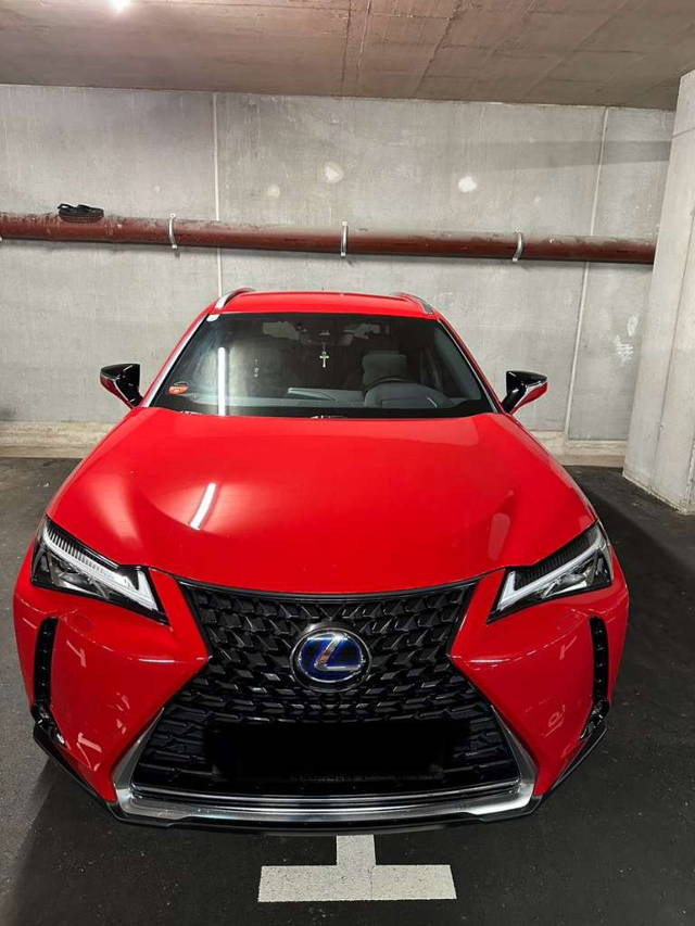 Lexus UX SUV / Geländewagen