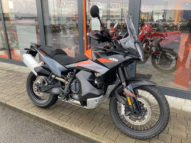 KTM 890 Adventure Season Opening Promotion 2023, Fi... Enduro