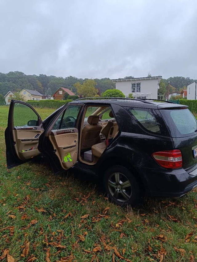 Mercedes-Benz M-Klasse 280 CDI SUV / Geländewagen