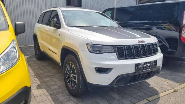 Jeep Grand Cherokee 3,0 V6 CRD Night Eagle SUV / Geländewagen