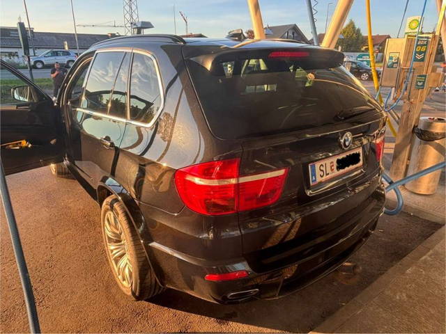 BMW X5 BMW X5 E70 M-Paket SUV / Geländewagen