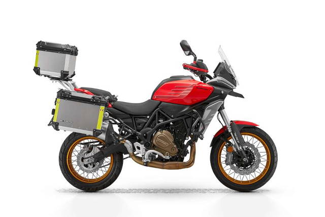 QJ Motor SRT 700 SX ABS inkl. Kofferset Tourer