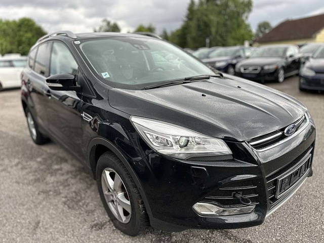 Ford Kuga 2,0 TDCi Titanium 4x4 Aut. SUV / Geländewagen