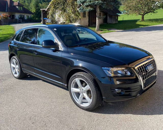 Audi Q5 2,0 TDI quattro SUV / Geländewagen