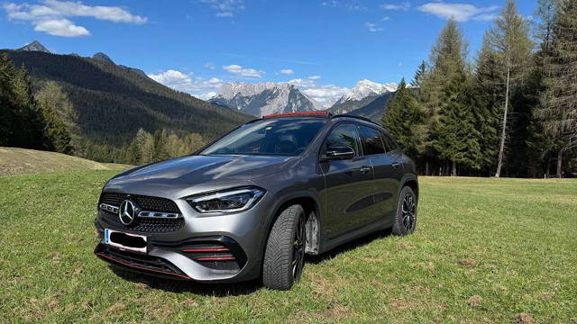 Mercedes-Benz GLA-Klasse GLA 200 4MATIC Aut. SUV / Geländewagen