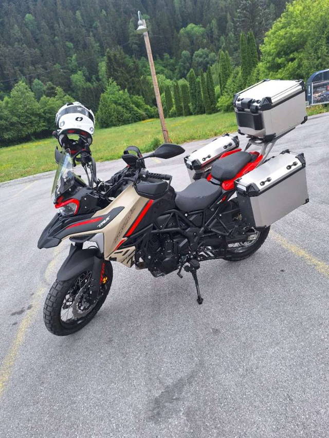 Benelli TRK 702 X Enduro