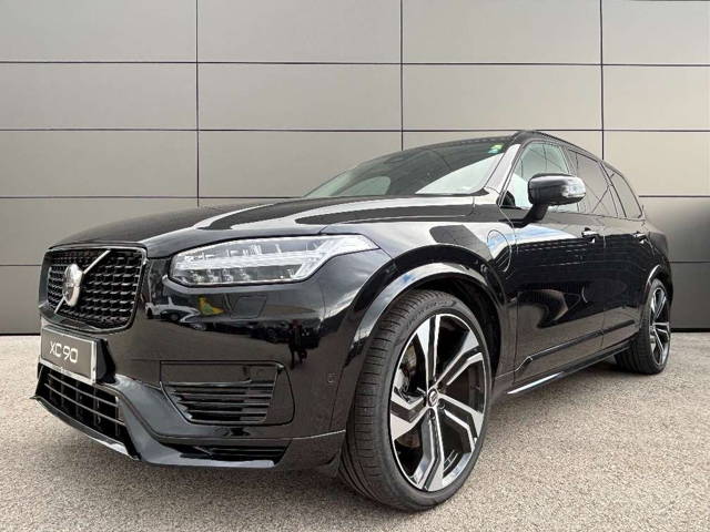 Volvo XC90 T8 AWD Recharge PHEV Plus Dark Geartronic SUV / Geländewagen