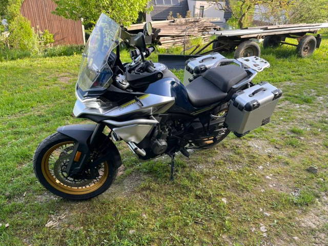 CF-Moto MT 800 Tourer