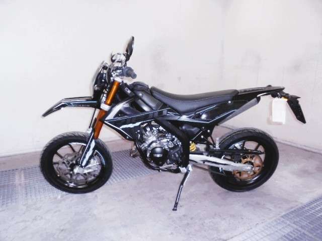 Rieju MRT 50 All Black Supermoto Euro5 Enduro