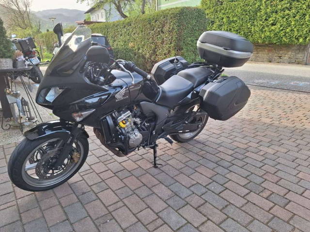 Honda CBF 600 S Tourer