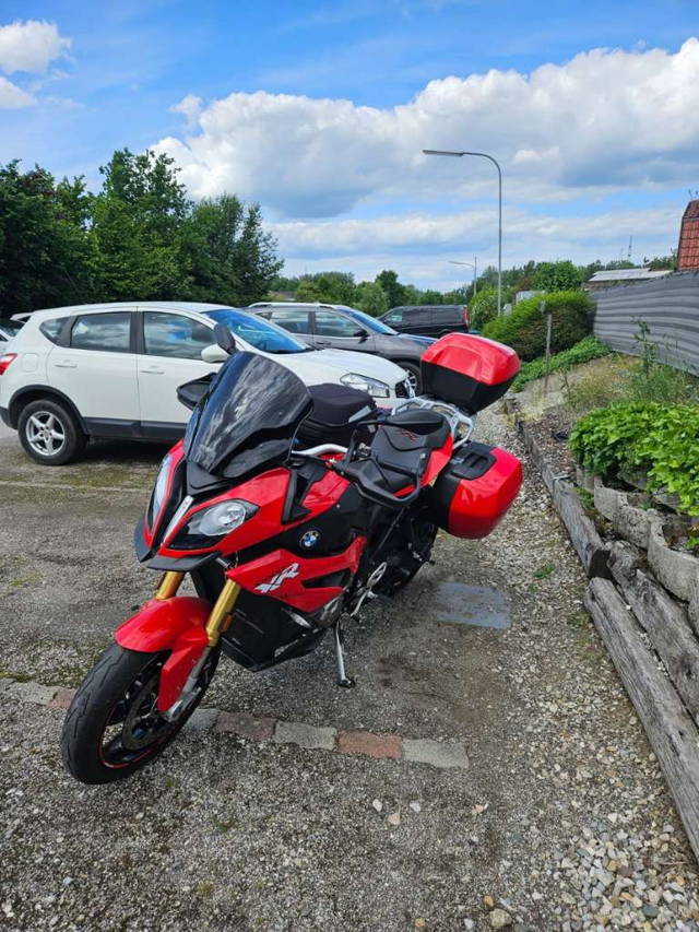 BMW S 1000 Mit neuem Motor bei 24000km. Xr Tourer