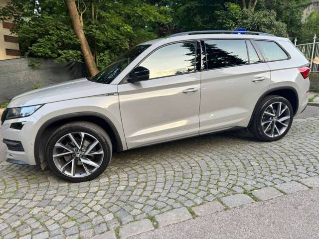 Skoda Kodiaq 2.0 TDI Sportline SUV / Geländewagen