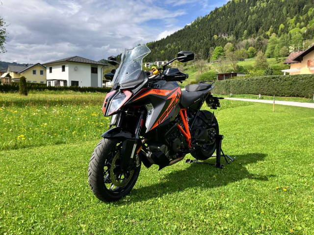 KTM Super Duke 1290 GT, black Tourer