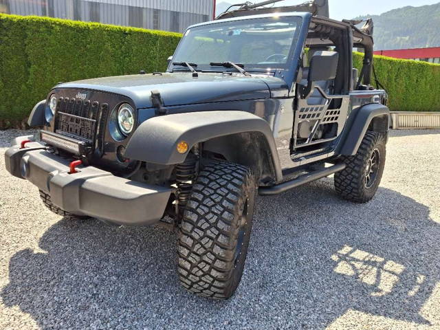 Jeep Wrangler 3,8 V6 Sport SUV / Geländewagen