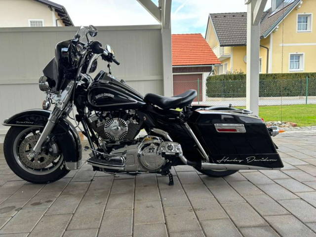 Harley-Davidson Road King FLHR Tourer