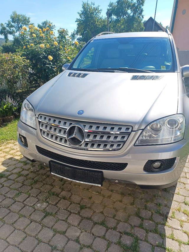 Mercedes-Benz M-Klasse ML 280 CDI 4MATIC Aut. DPF SUV / Geländewagen