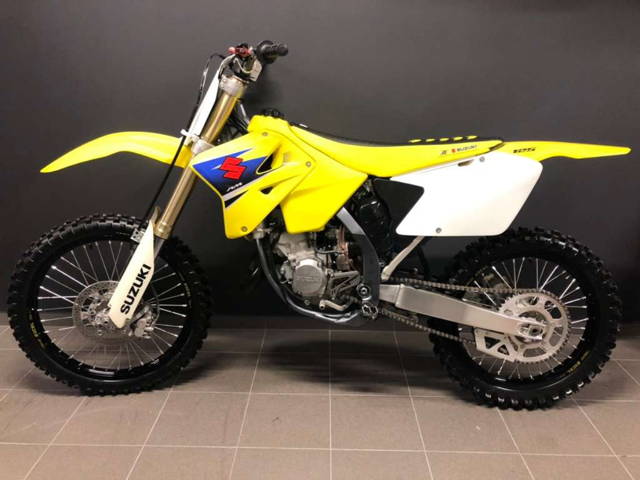 Suzuki RM Motocross