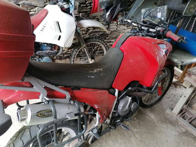 Suzuki DR 750 S Enduro