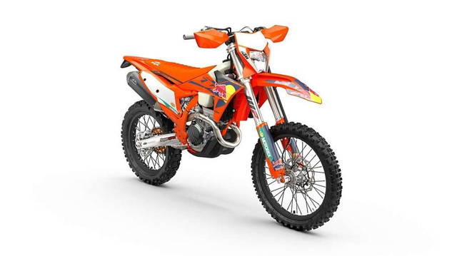 KTM 250 EXC-F CHAMPION EDITION Season Opening Promo... Enduro