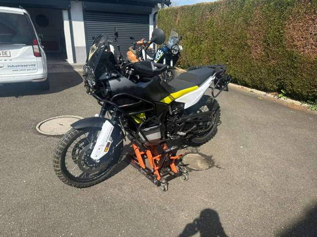Husqvarna Norden Tourer
