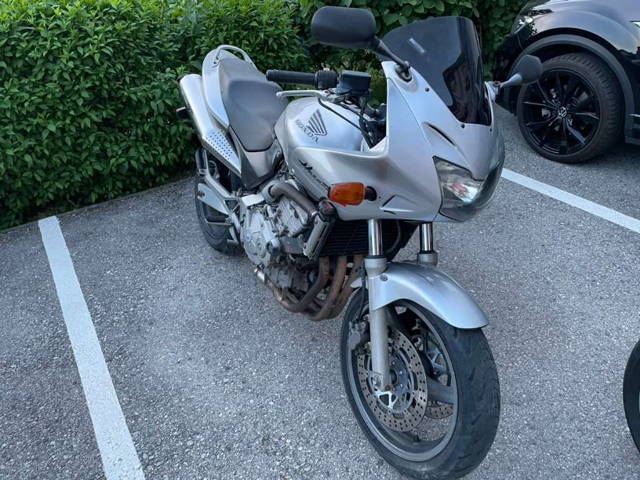 Honda Hornet PC34 Tourer
