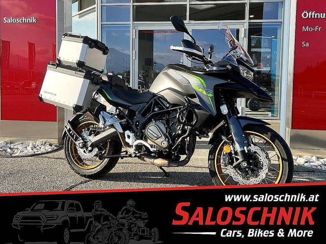 QJ Motor SRT 700X Tourer