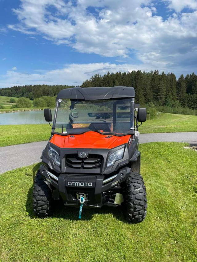 CF-Moto UForce 800 Quad