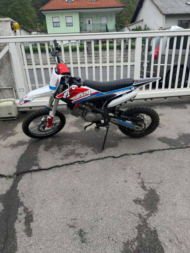Apollo Thunder 150 Motocross