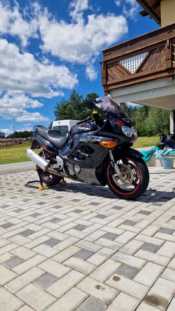 Suzuki GSX F Tourer
