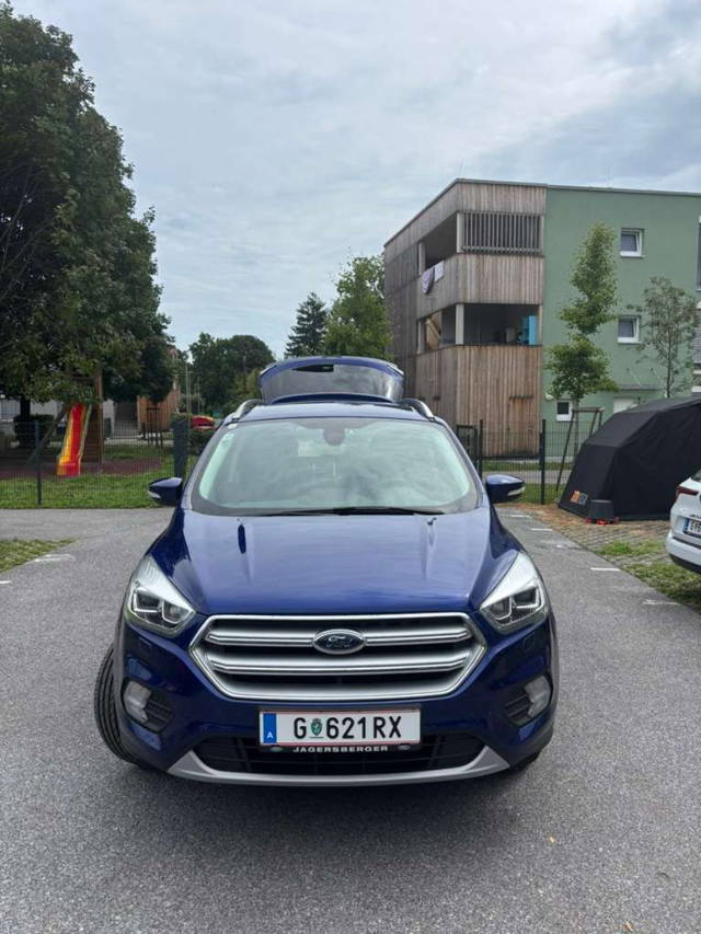Ford Kuga Ford Kuga 1,5 TDCI SUV / Geländewagen