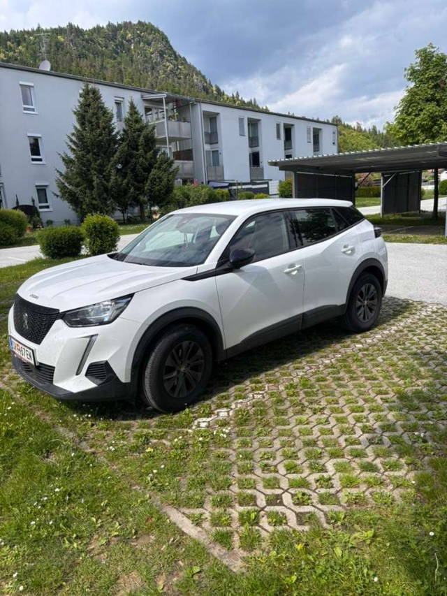 Peugeot 2008 SUV / Geländewagen