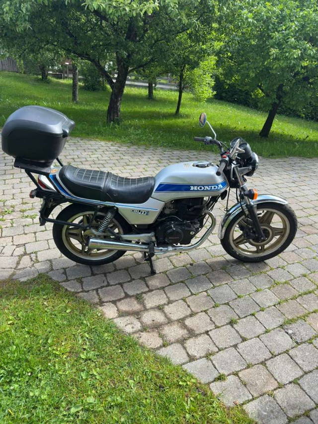 Honda CB 400N Tourer