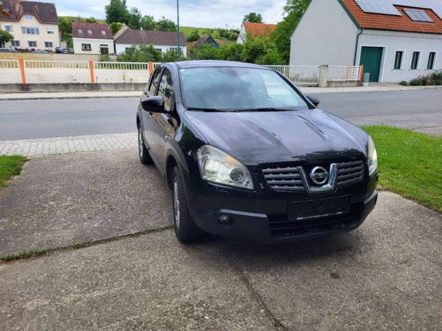 Nissan Qashqai 2.0 TDI SUV / Geländewagen