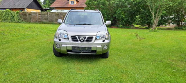 Nissan X-TRAIL T30 SUV / Geländewagen