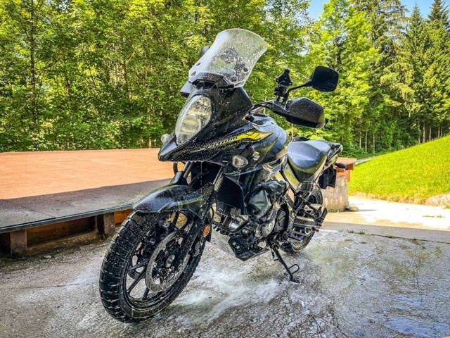 Suzuki V-Strom 650 Tourer