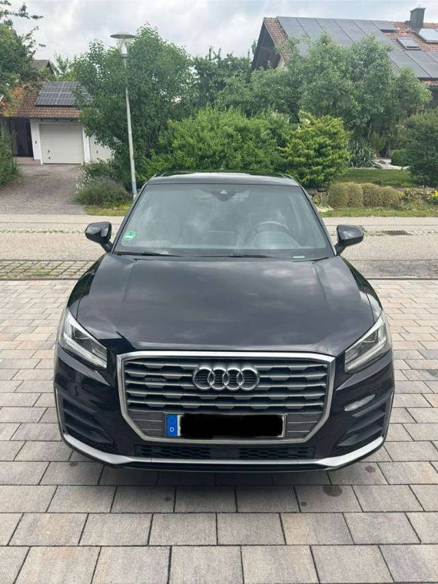 Audi Q2 190PS Diesel Allrad SUV / Geländewagen